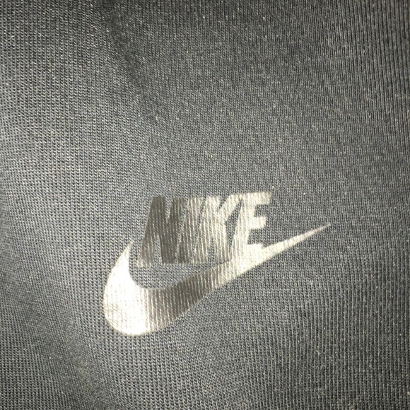 Nike Tech Fleece Hoodie Black - Picture 2 of 3